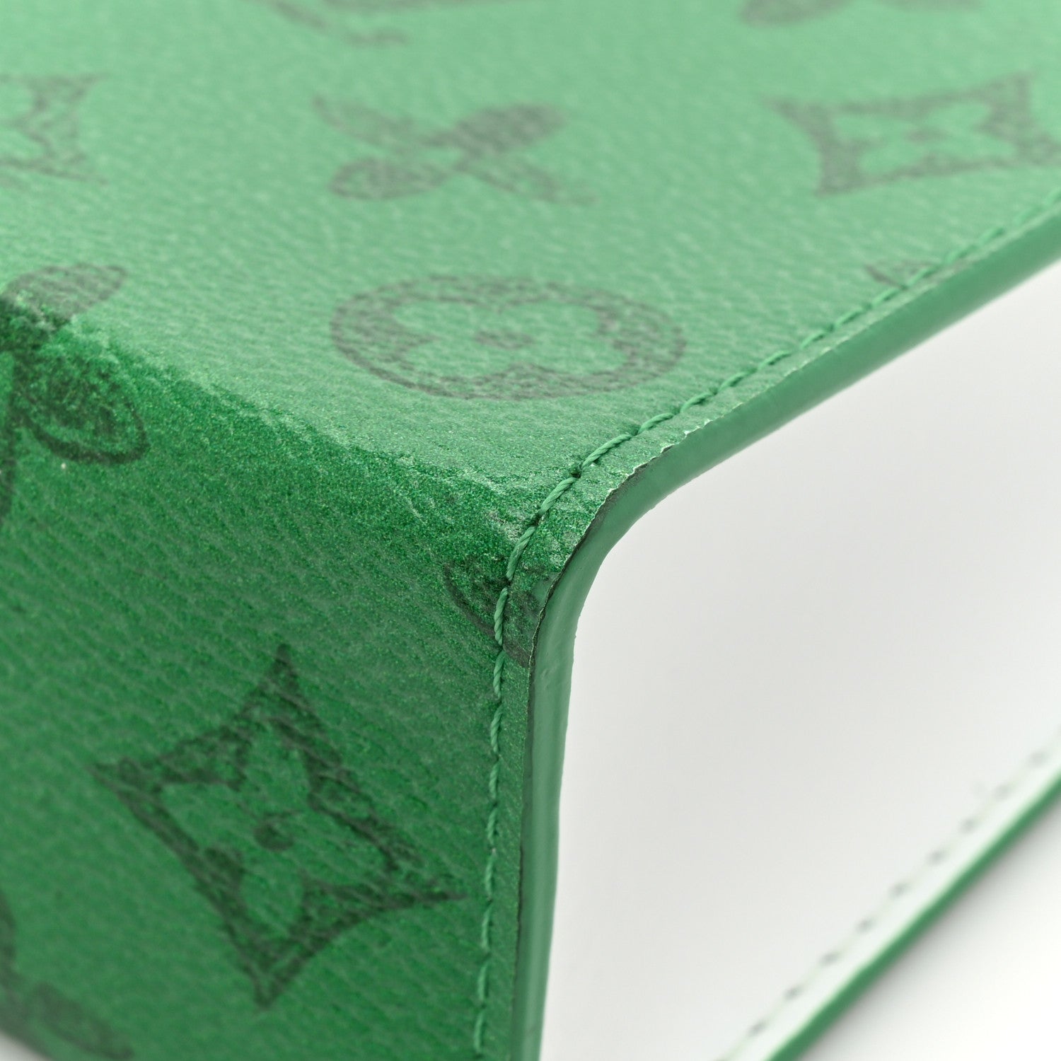 Louis Vuitton Vintage Monogram Everyday LV Pochette Voyage MM Green 11 of 14