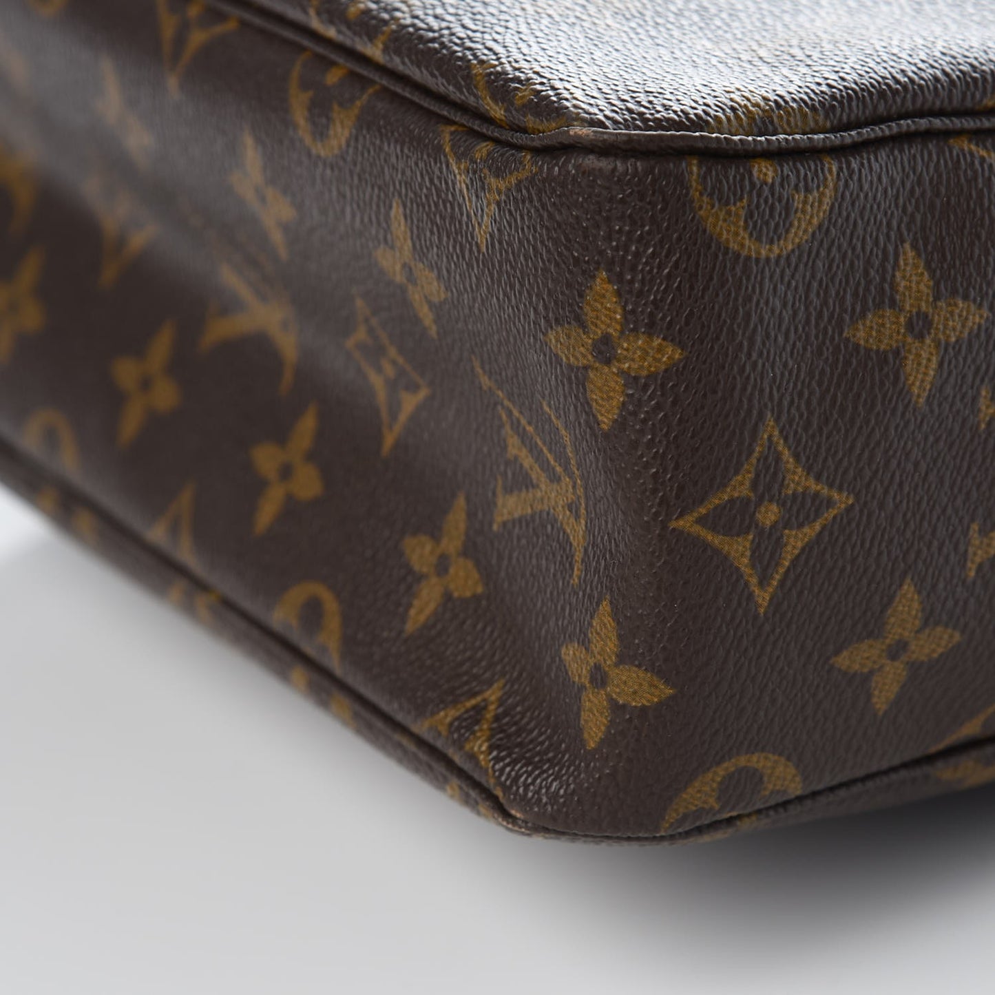 Monogram Trousse Toilette 28