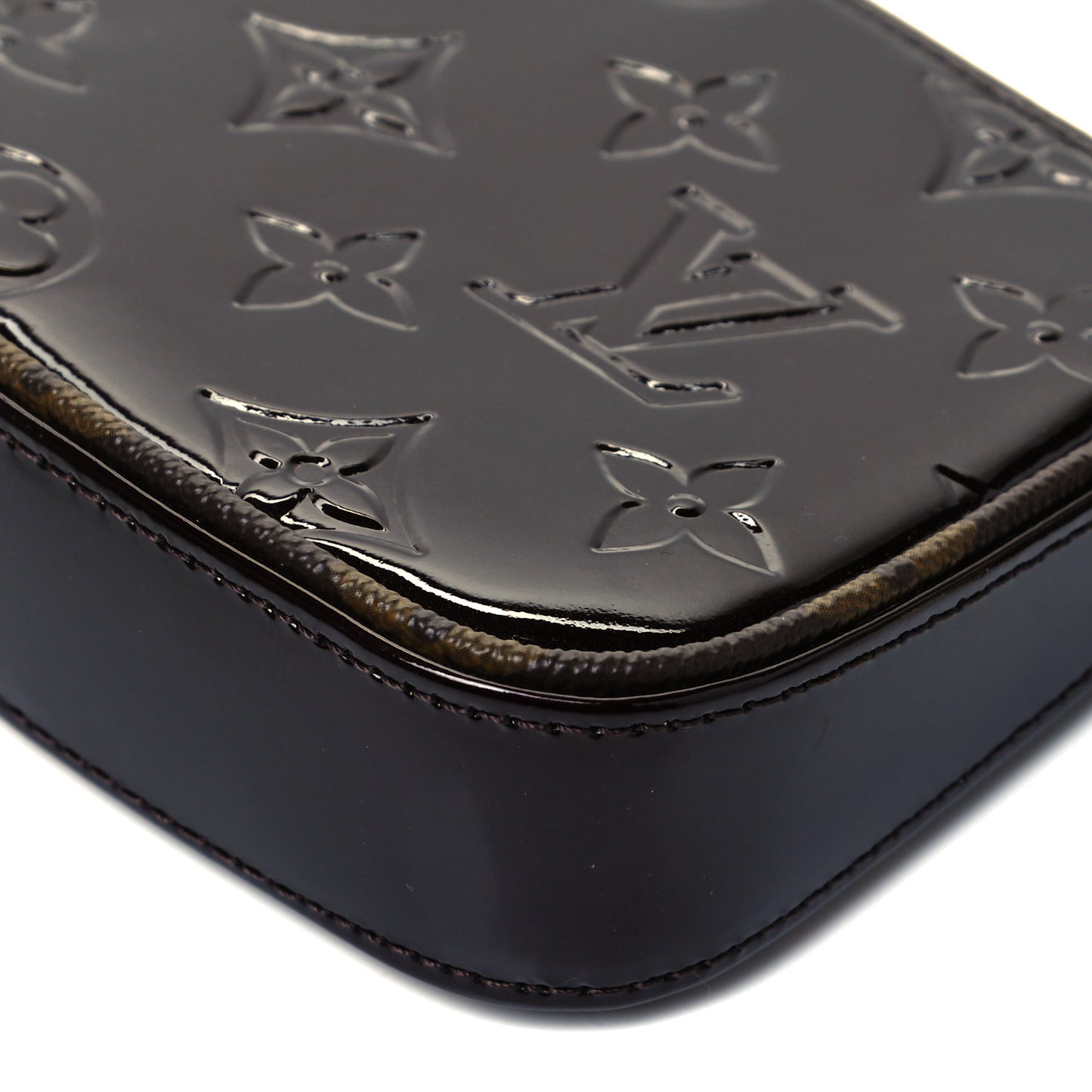 Vernis Monogram Mini Pochette Accessories Amarante