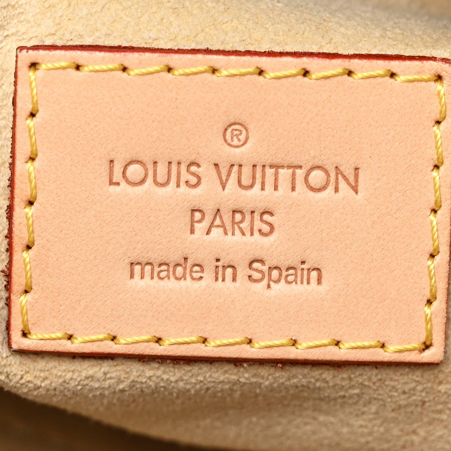 Louis Vuitton Monogram Artsy MM 6 of 11