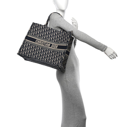 Christian Dior Oblique Large Book Tote Blue Multicolor 2 of 10