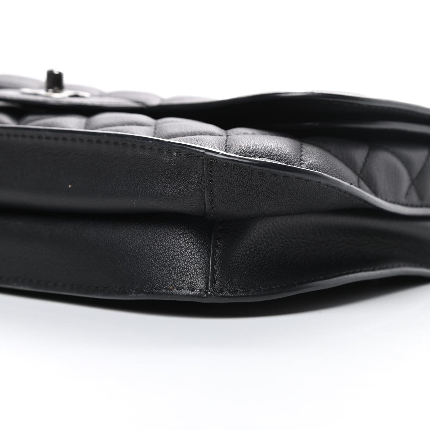 Lambskin Quilted Large Natural CC Flap Black