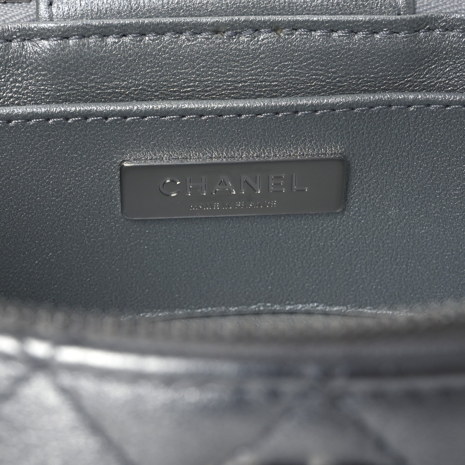 Chanel Metallic Calfskin Quilted Fancy Box Vanity Case With Chain Silver 6 of 11