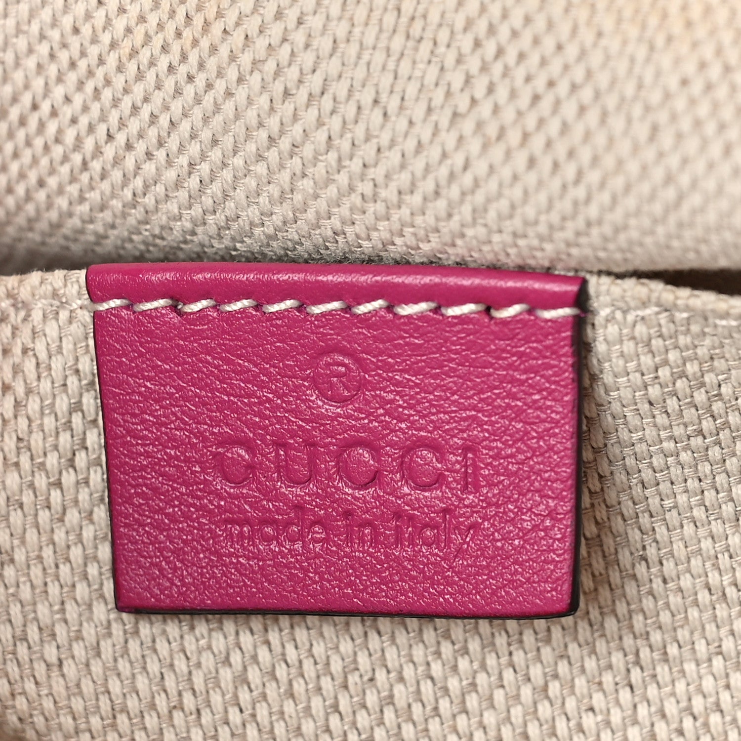 Gucci Vernice Naplack Small Soho Disco Bag Bright Bougainvillea 6 of 9