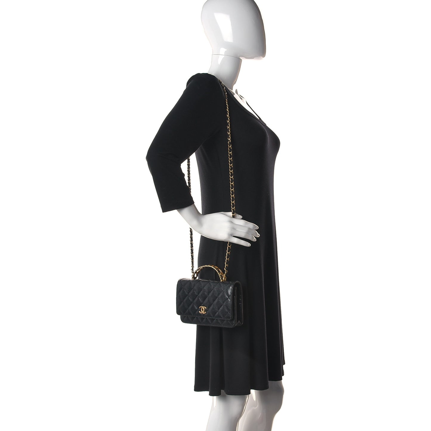 Shiny Caviar Quilted Pick Me Up Wallet On Chain WOC Black