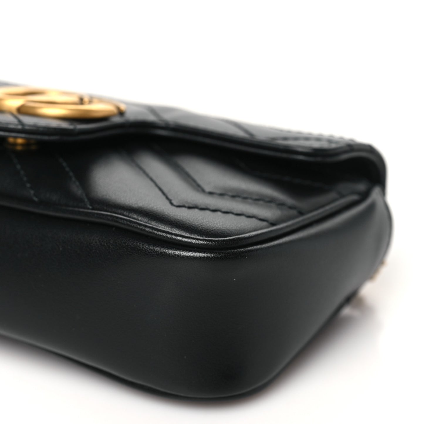 Calfskin Matelasse Super Mini GG Marmont Shoulder Bag Black