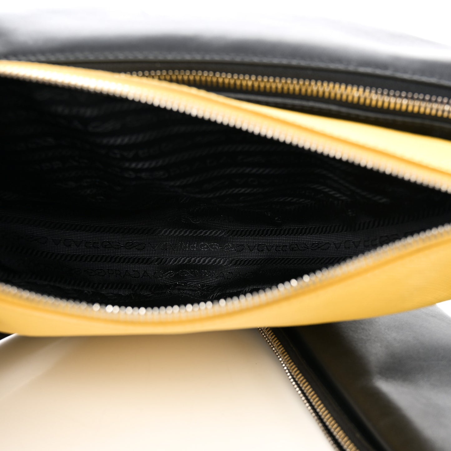 Vitello Saffiano Cuir Double Triangle Shoulder Bag Black Sole