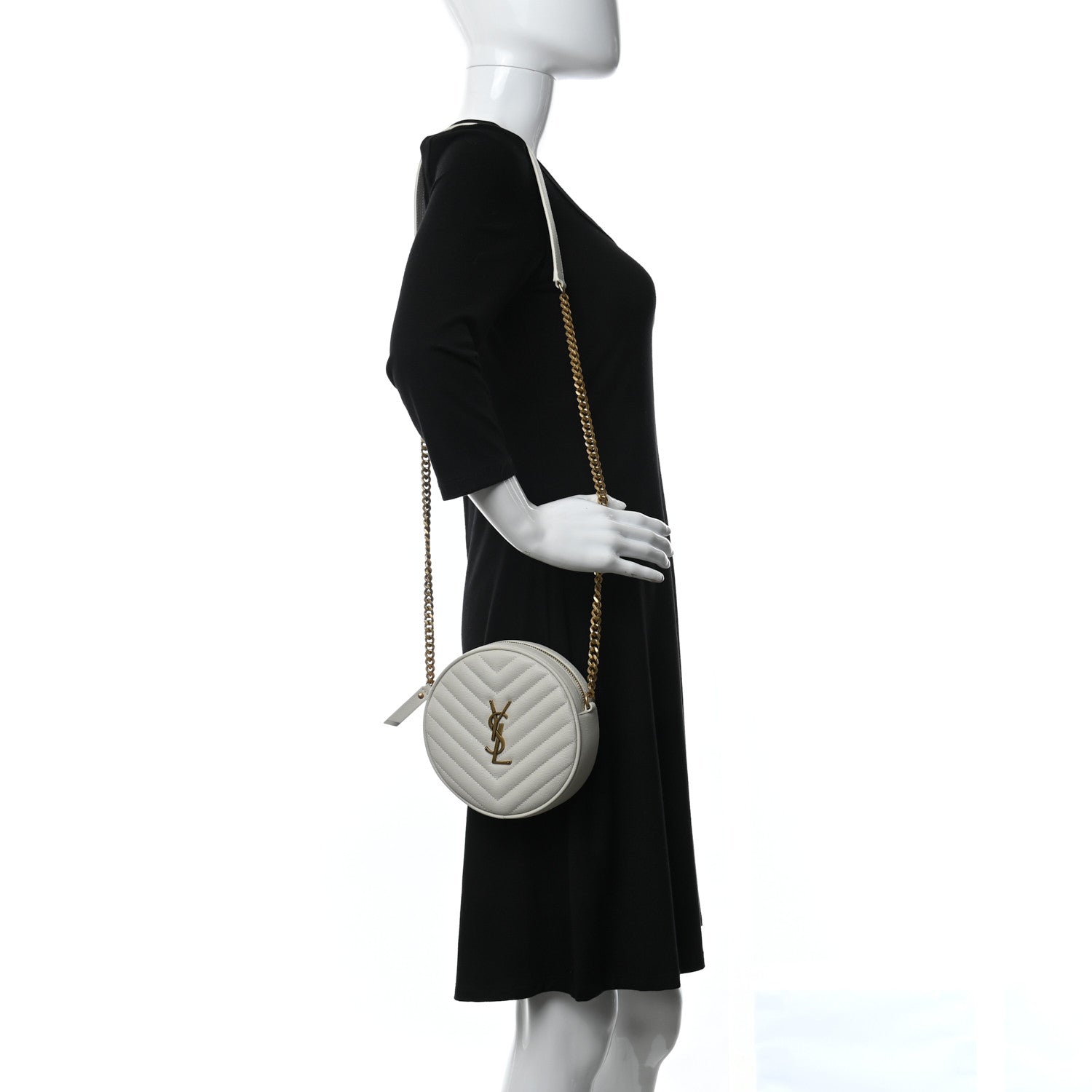 Saint Laurent Grain De Poudre Matelasse Chevron Quilted Round Vinyle Camera Bag Blanc Vintage 2 of 9
