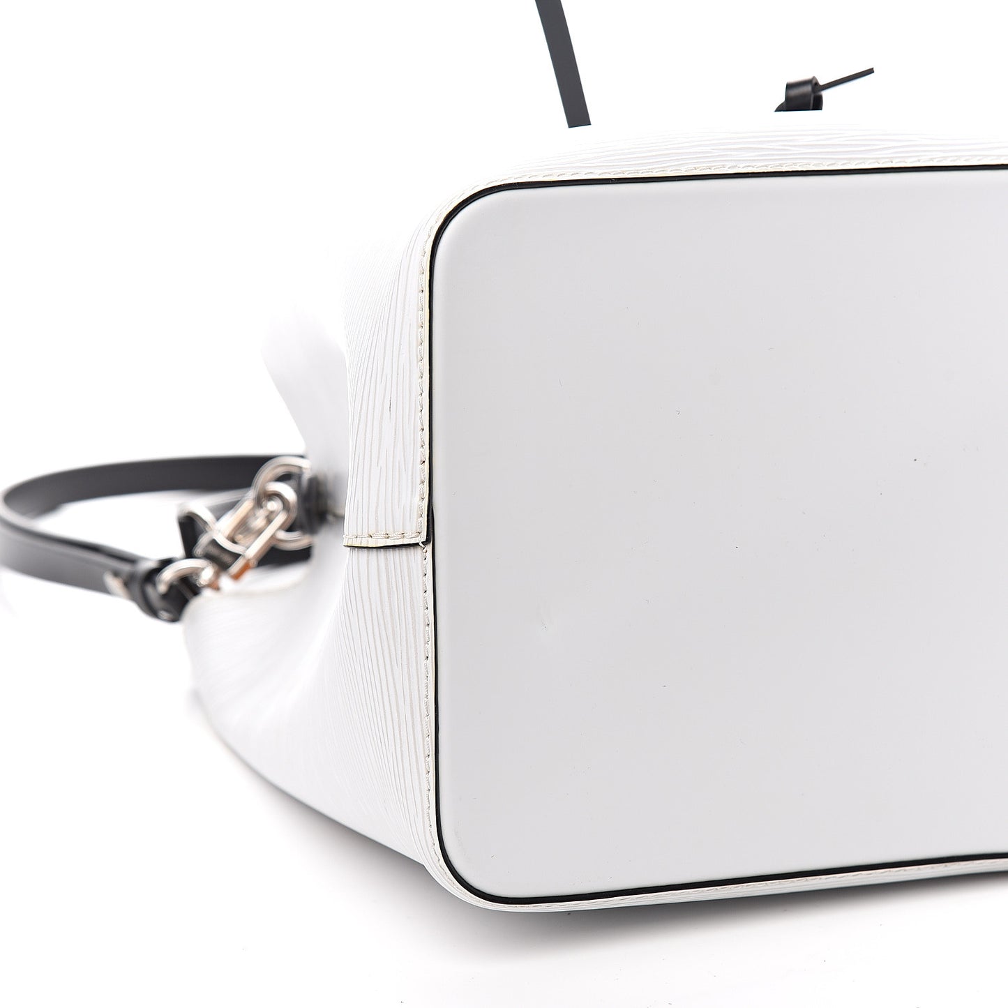 Epi Neonoe White