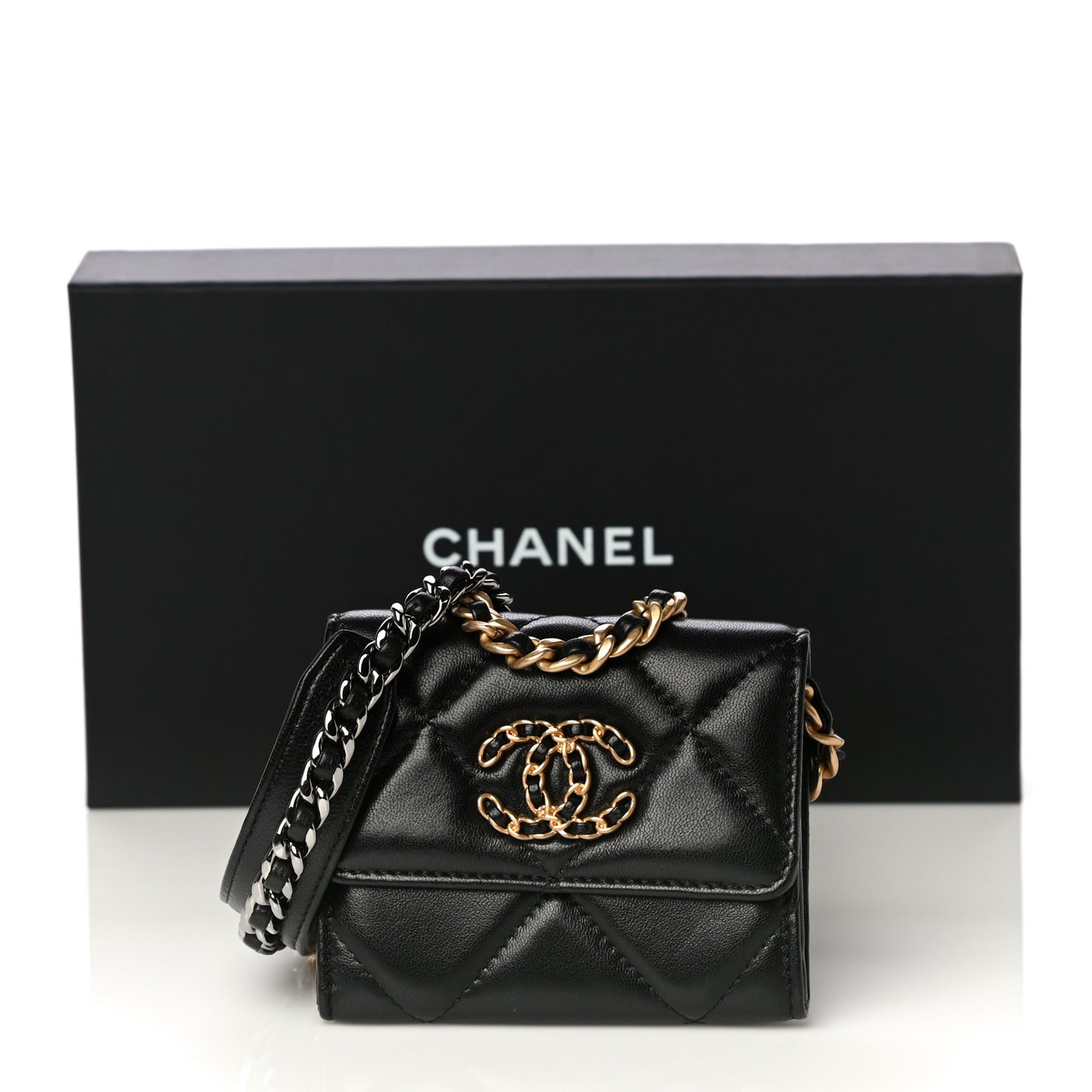 Shiny Goatskin Quilted 19 Flap Coin Purse With Chain Black