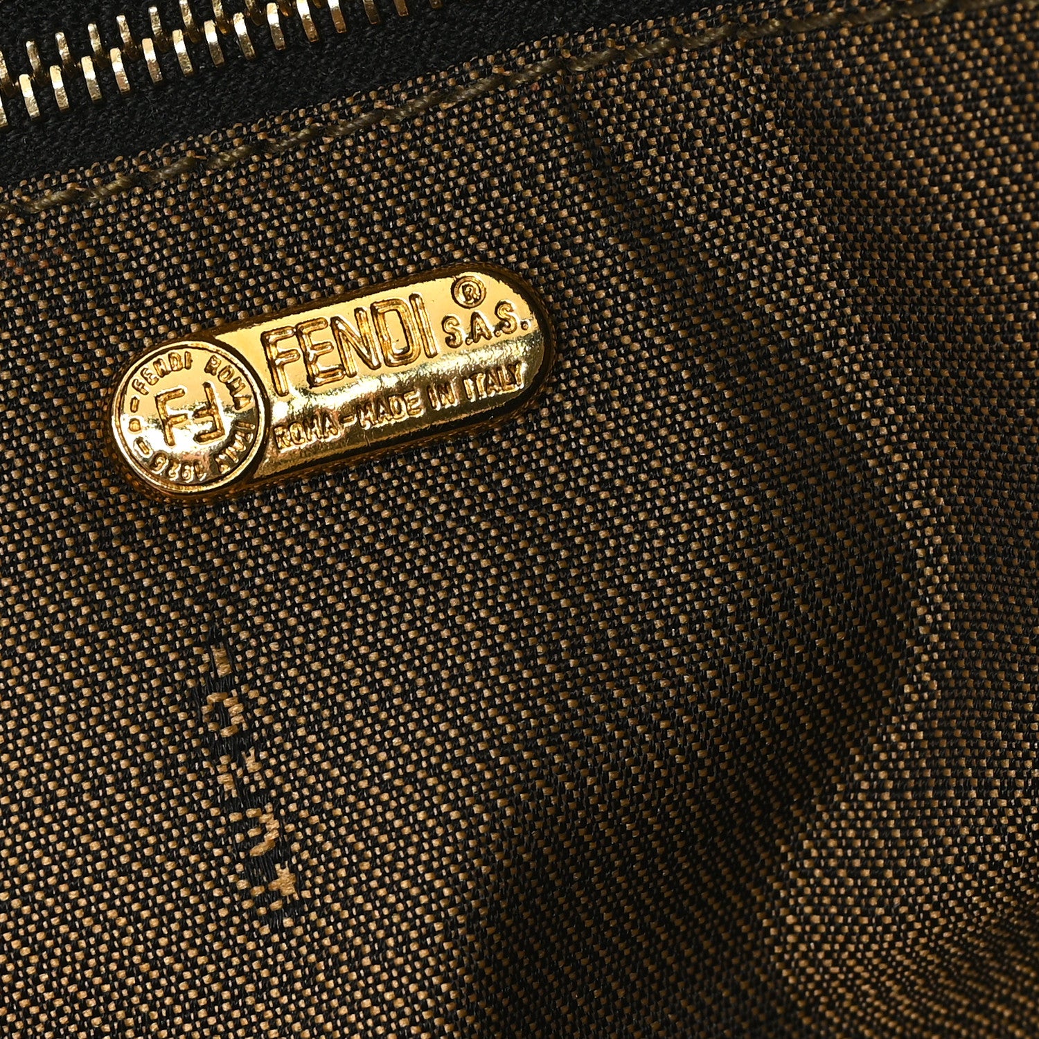 Fendi Zucca Vanity Tobacco 1728489 – FASHIONPHILE
