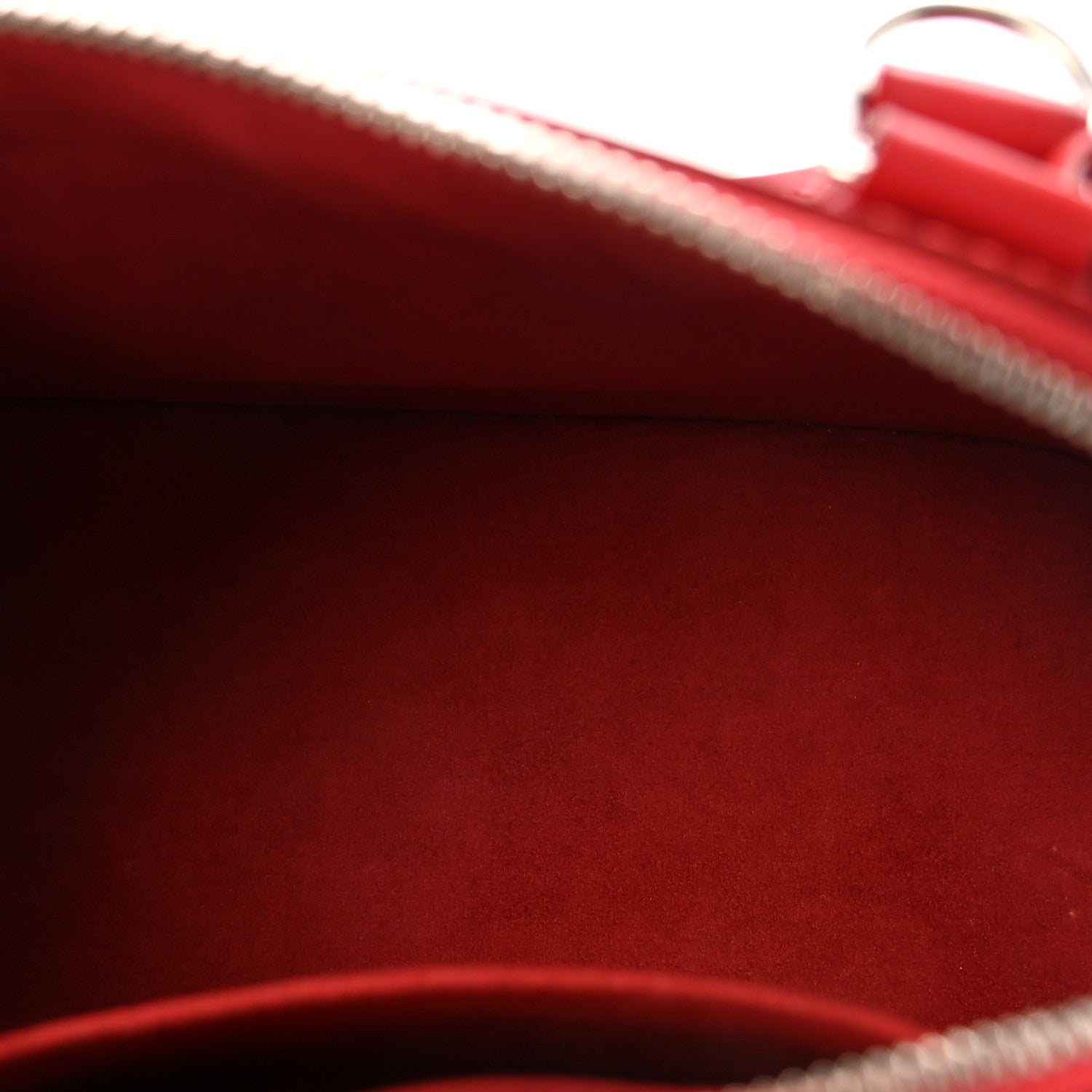 Louis Vuitton Epi Alma BB Carmine 5 of 9