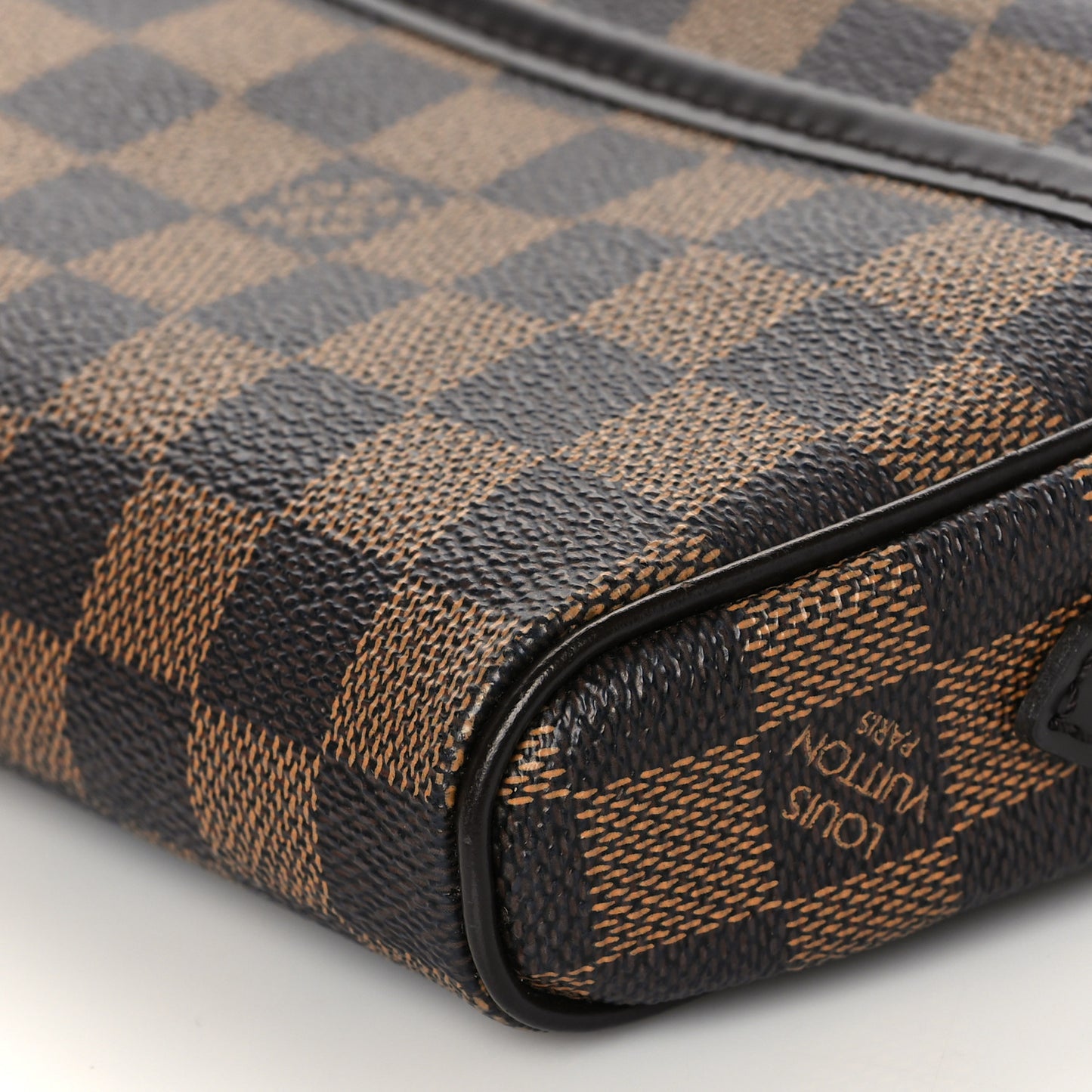 Damier Ebene Pochette Ipanema