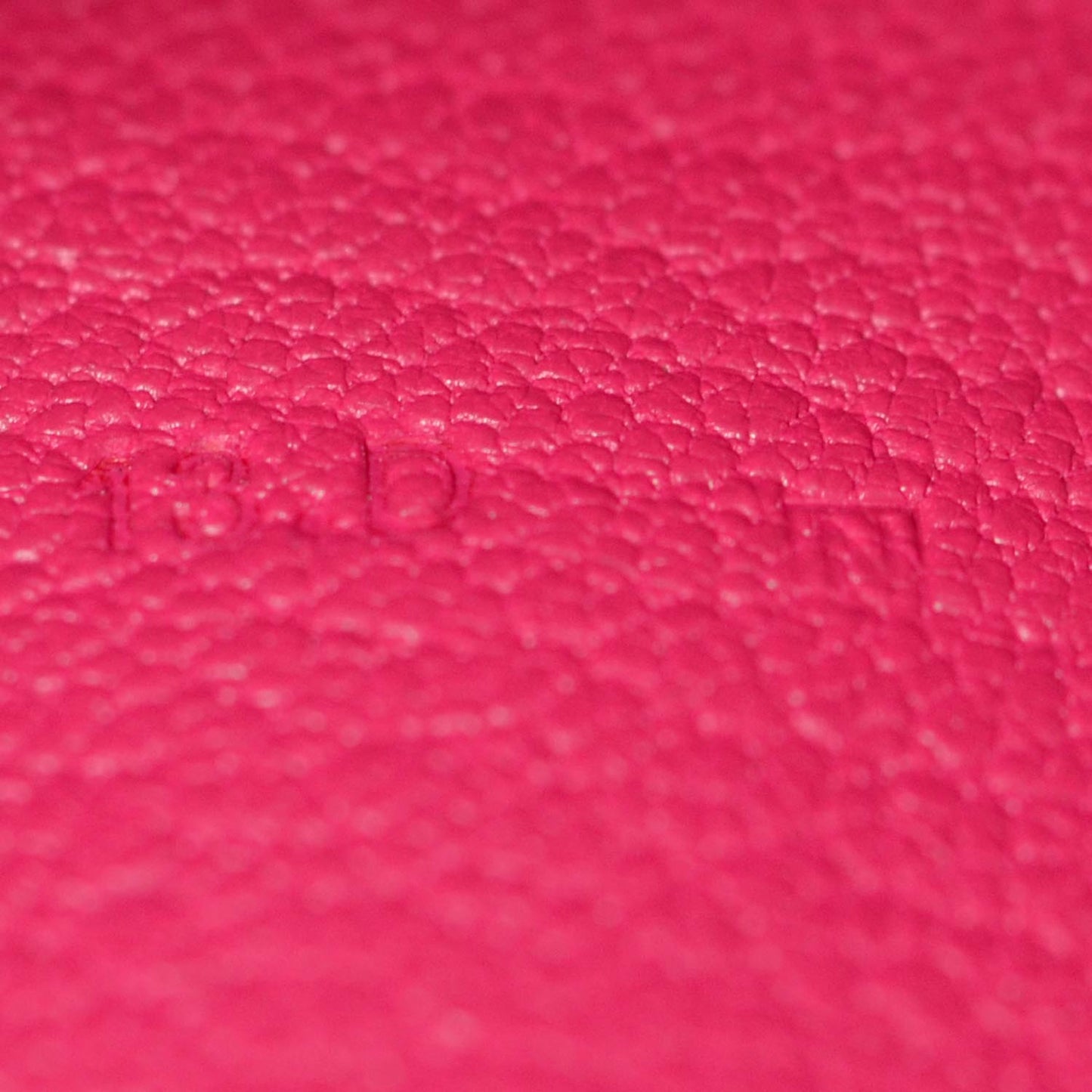Chevre Mysore Bearn Wallet Fuchsia