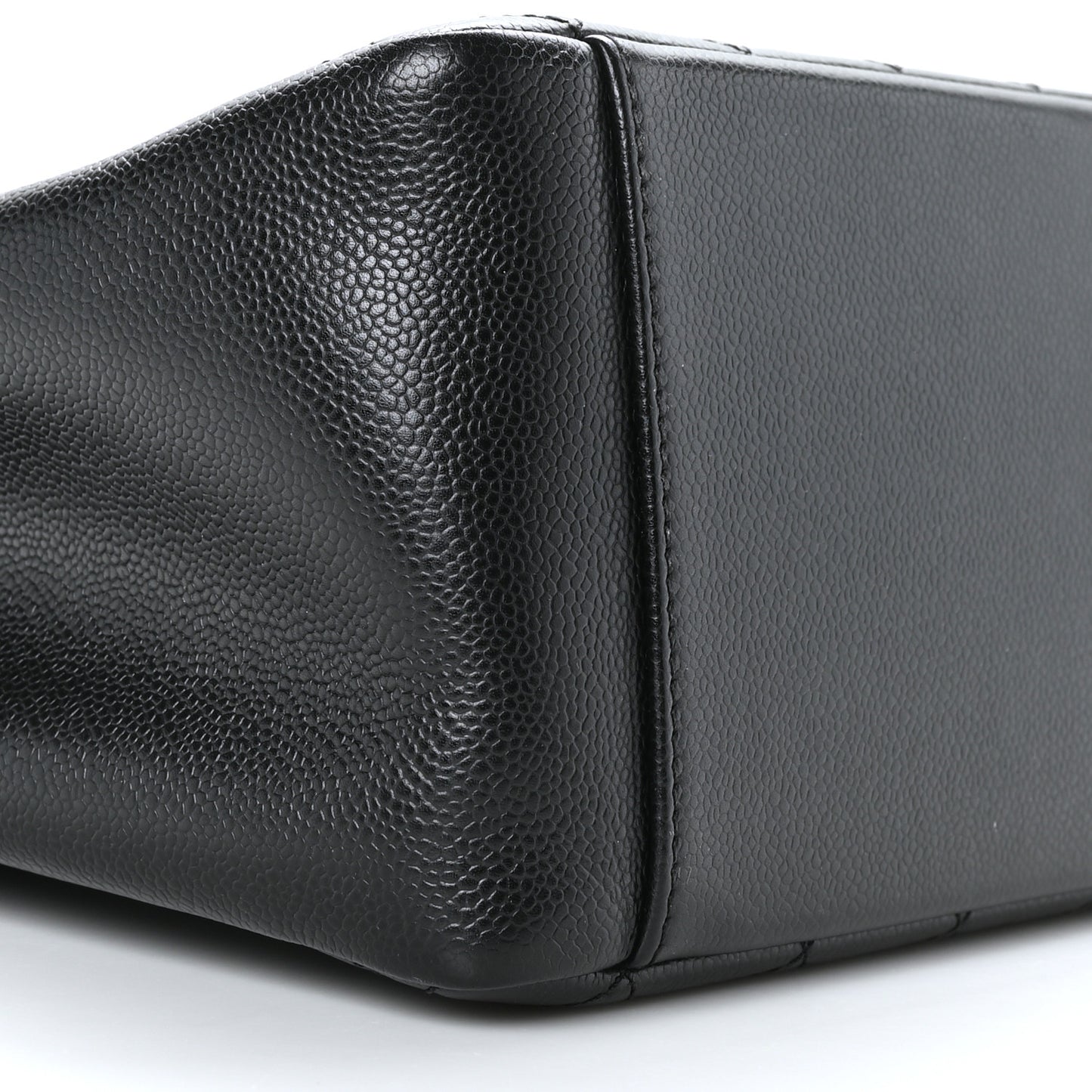 Caviar Quilted Grand Shopping Tote GST Black