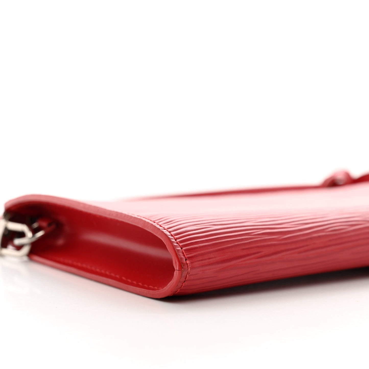 Epi Pochette Accessories Castillan Red