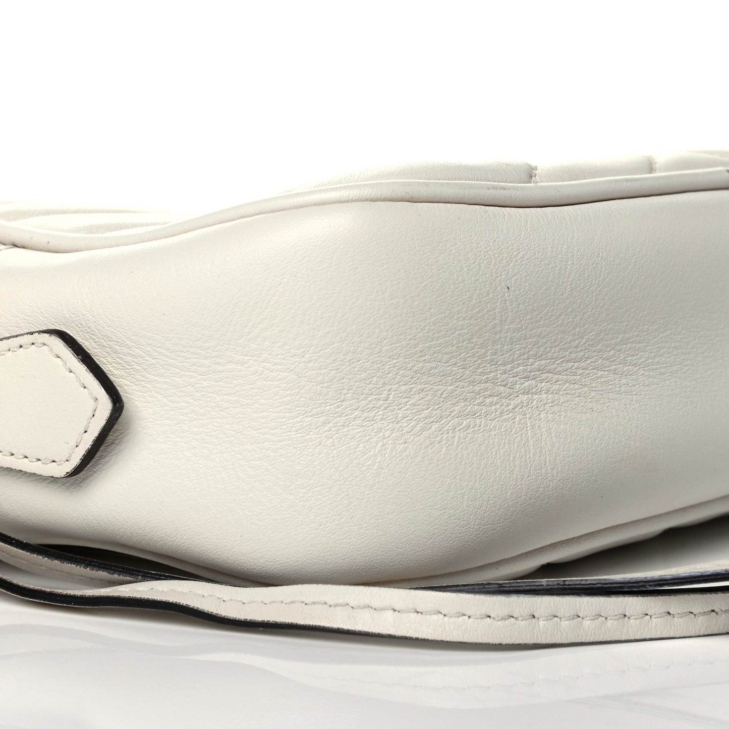 Calfskin Matelasse Mini GG Marmont Chain Shoulder Bag White