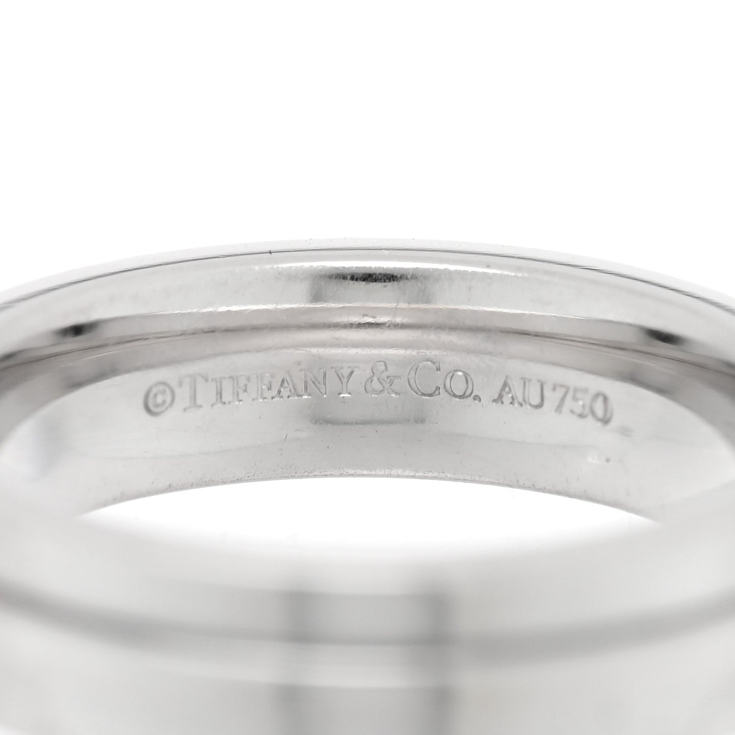 18K White Gold Narrow T Two Ring 46 3.75