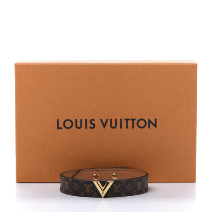 Louis Vuitton Monogram Essential V Bracelet 19 7 of 7
