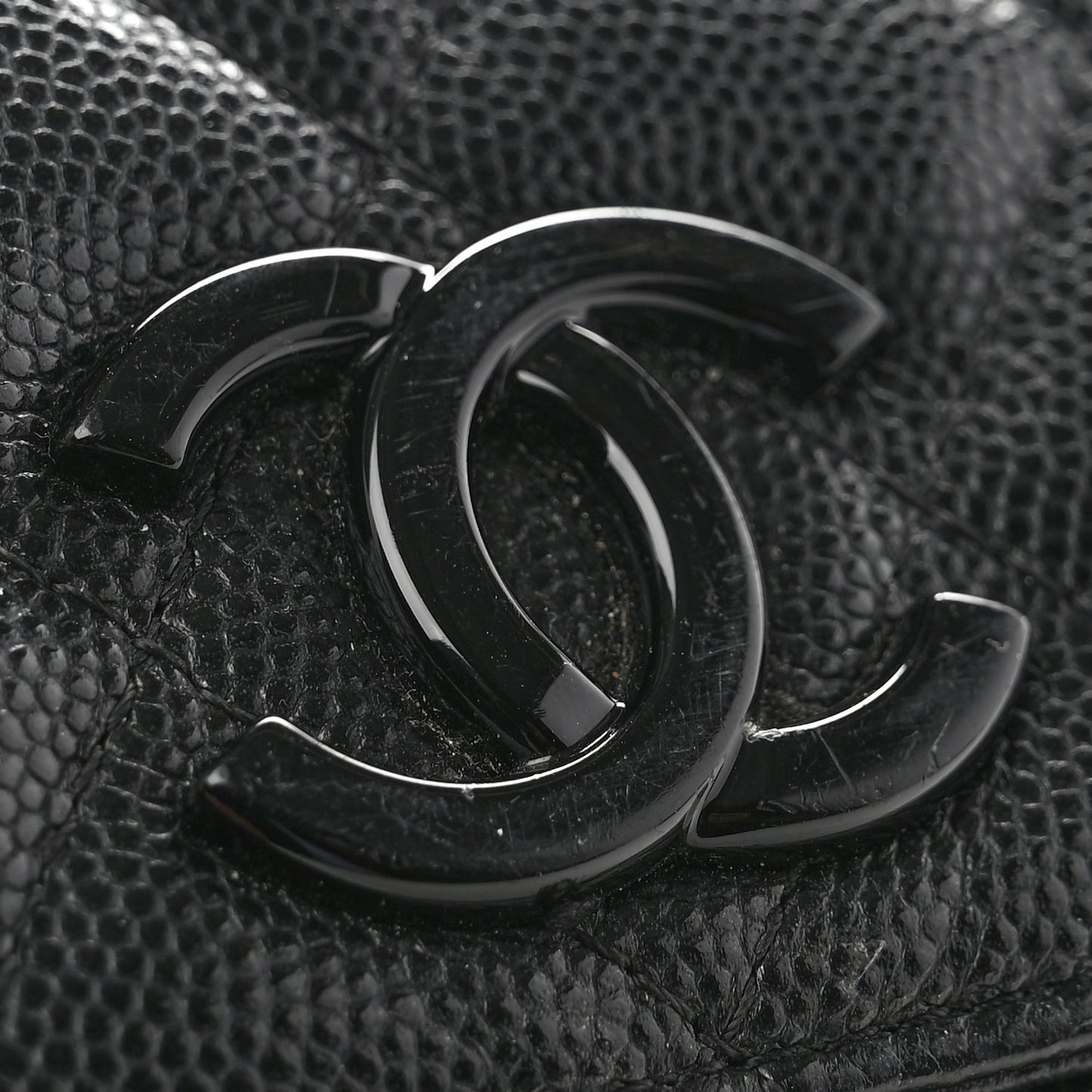 Caviar Quilted My Everything Belt Flap Card Holder Black