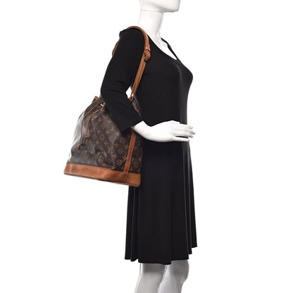 Louis Vuitton Monogram Noe 2 of 11