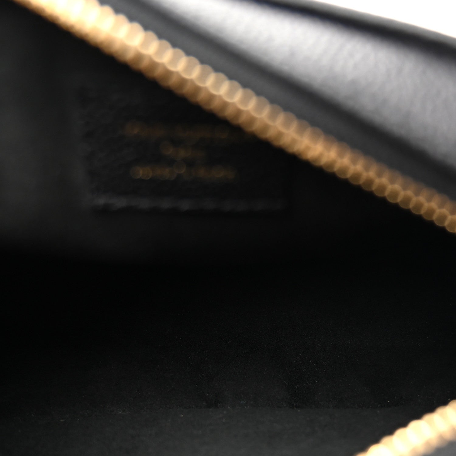 Louis Vuitton Empreinte Monogram Tiny Camera Bag Black 4 of 8