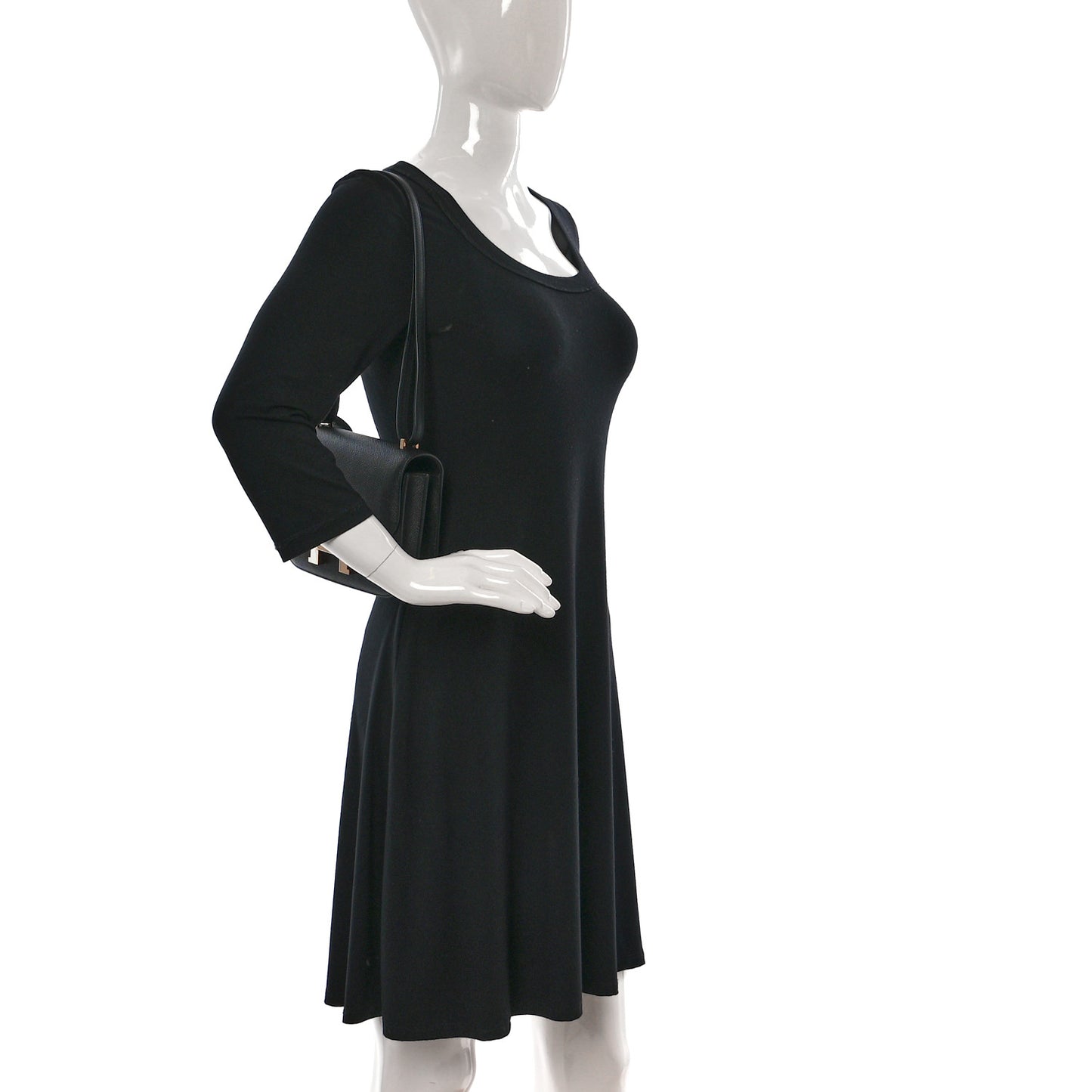Epsom Constance 18 Black