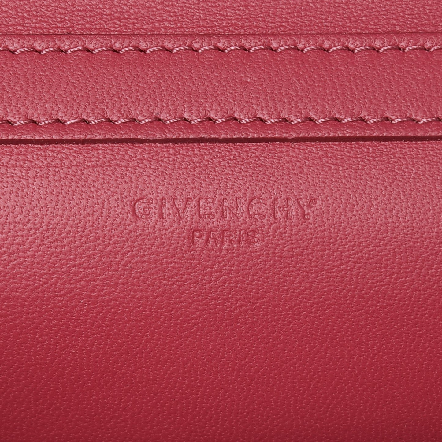 Sugar Goatskin Pandora Chain Wallet Fuchsia