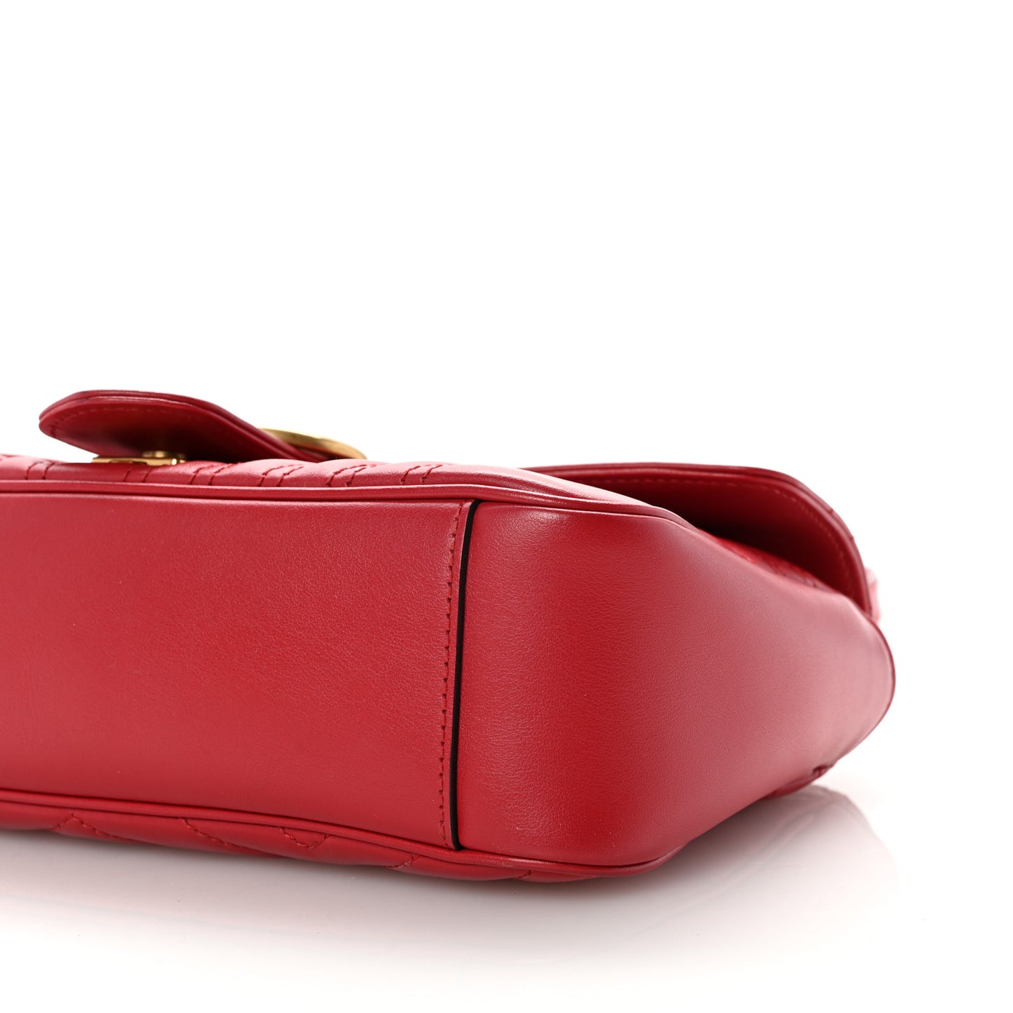 Calfskin Matelasse Small GG Marmont Shoulder Bag Hibiscus Red
