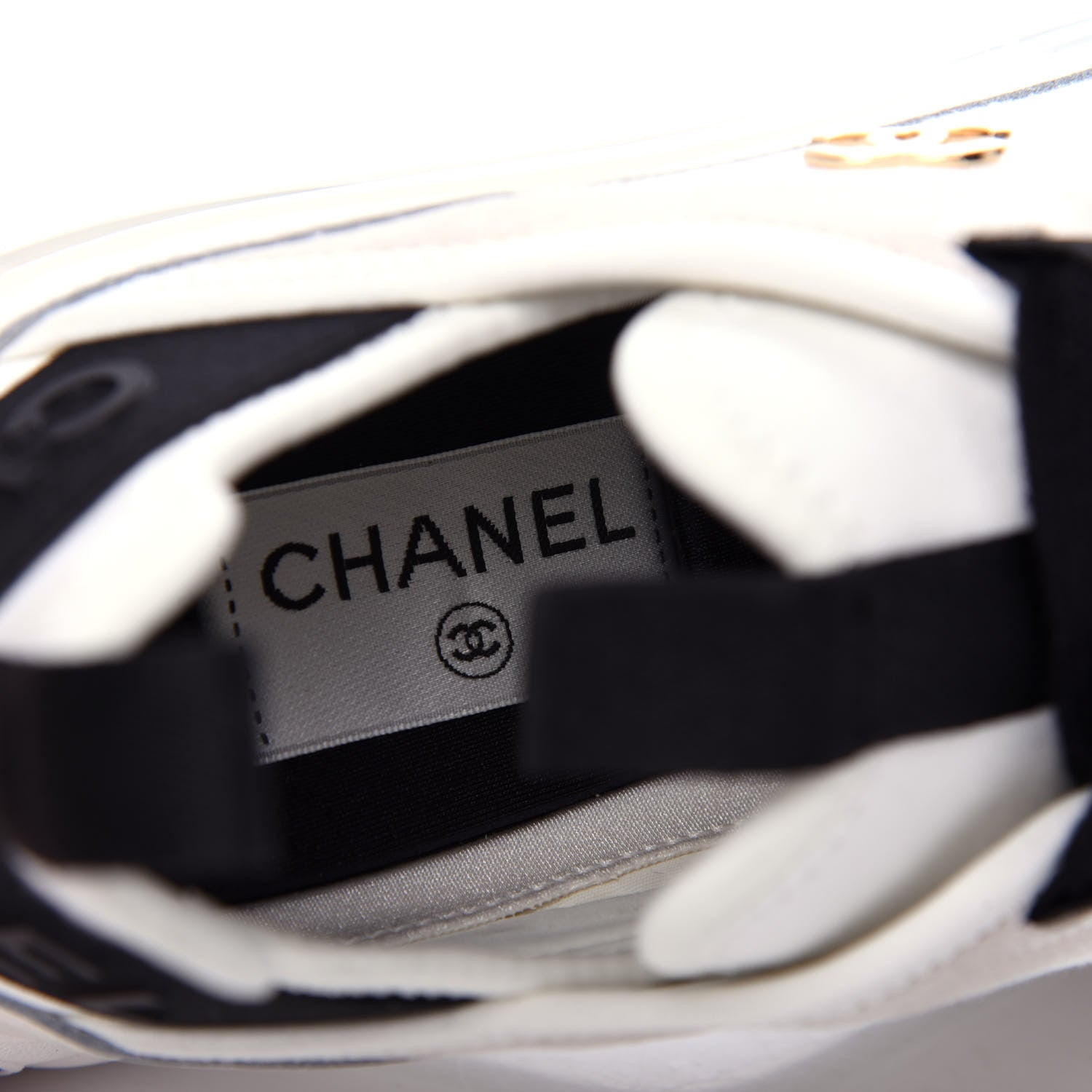 Chanel Velvet Calfskin Mixed Fibers CC Sneakers 38 White Black 8 of 11