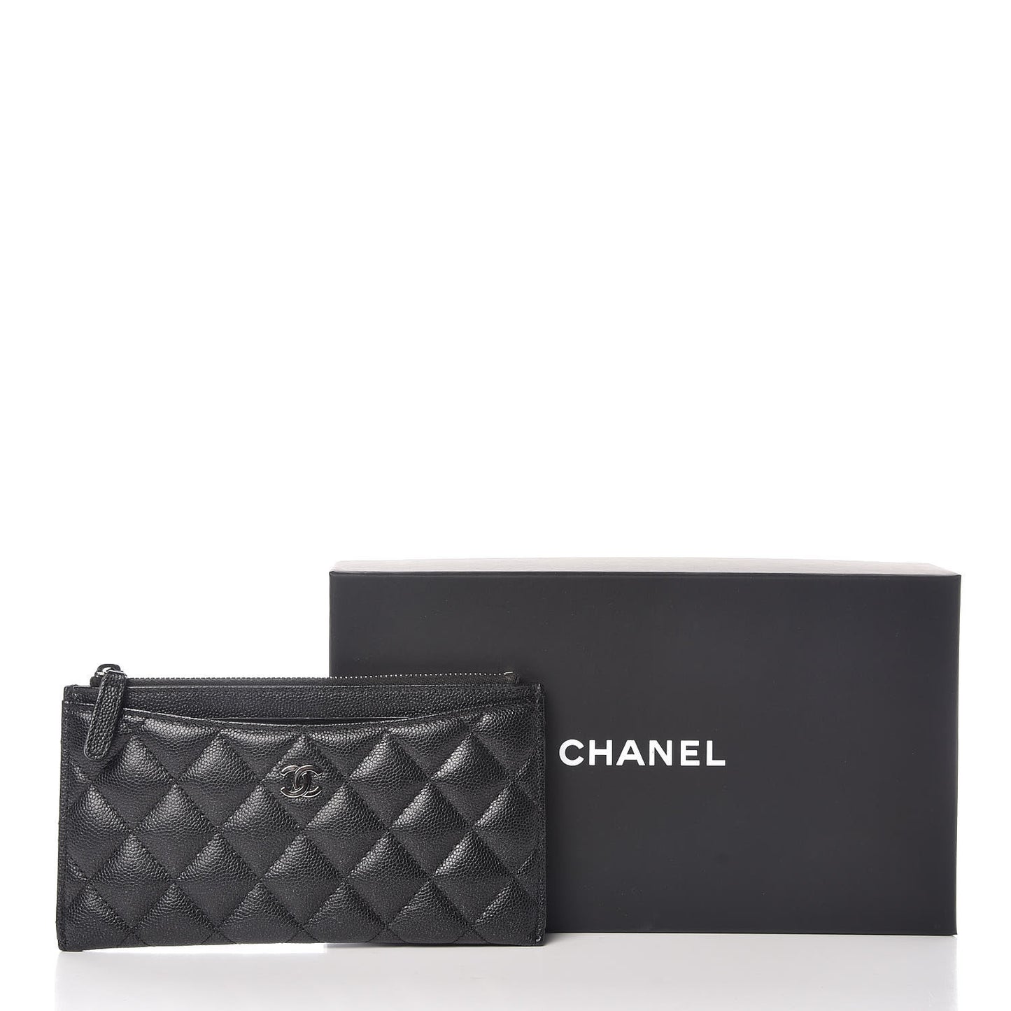 Iridescent Caviar Quilted Classic Zip Pouch Black