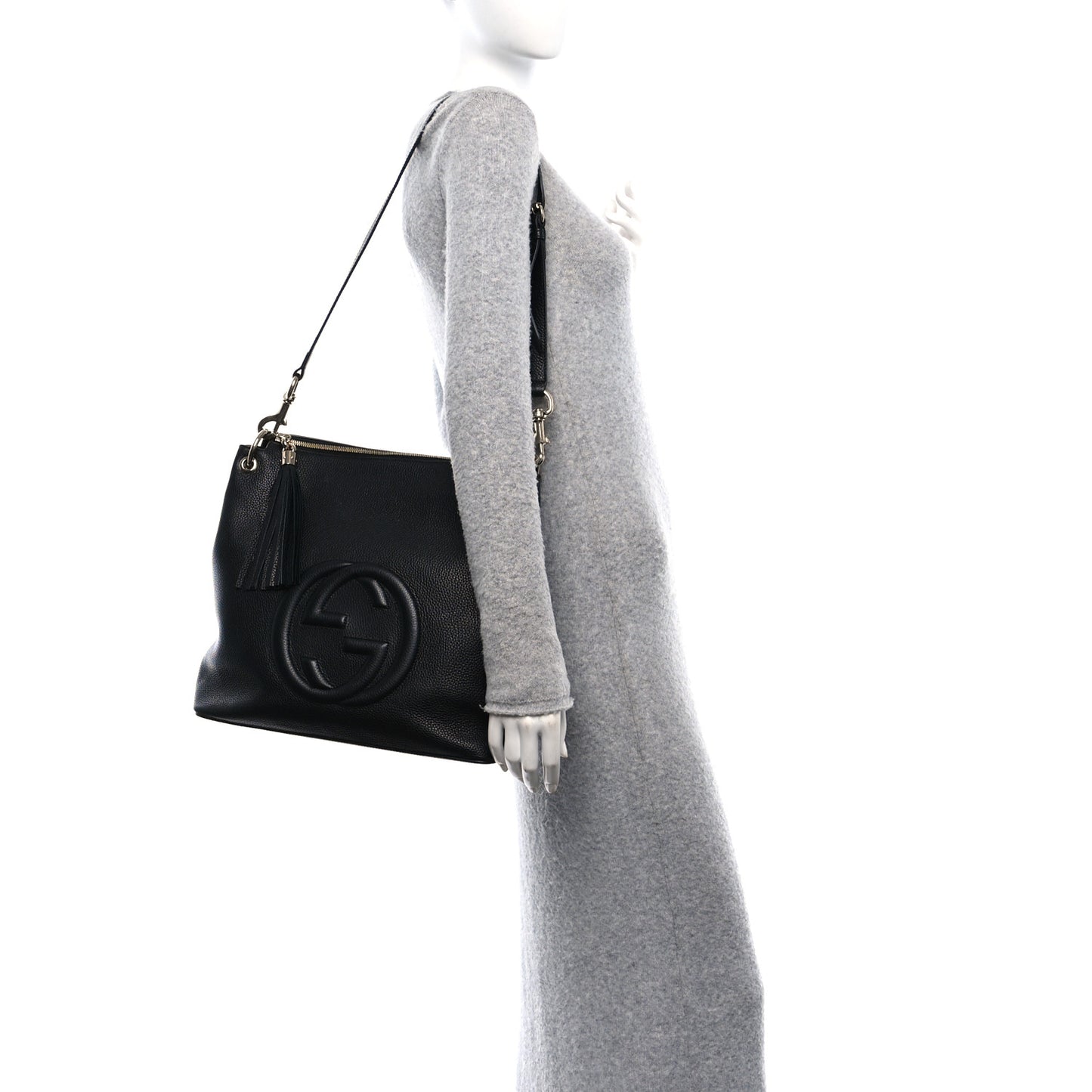 Pebbled Calfskin Large Soho Hobo Black