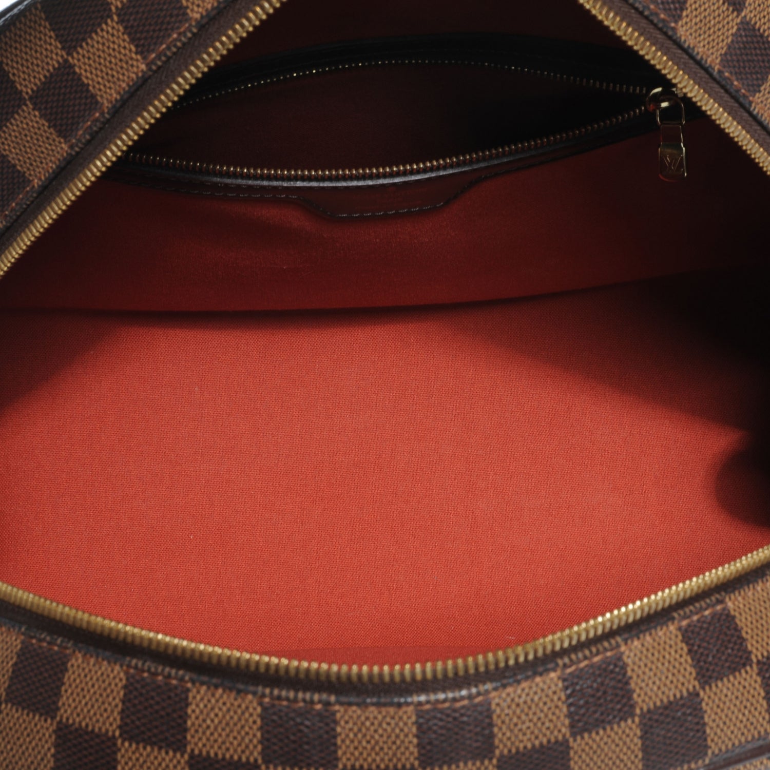 Louis Vuitton Damier Ebene Nolita 5 of 7