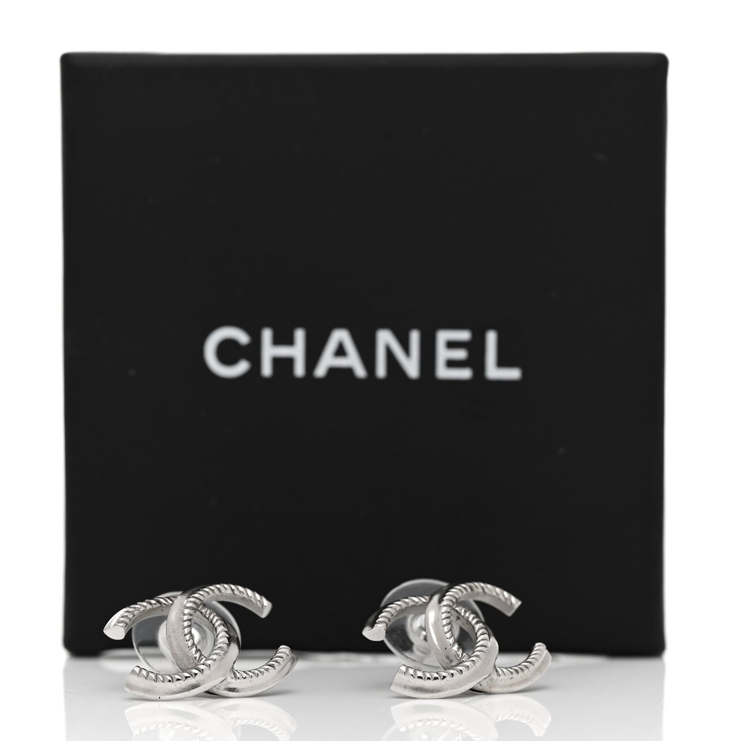 Metal CC Rope Earrings Silver