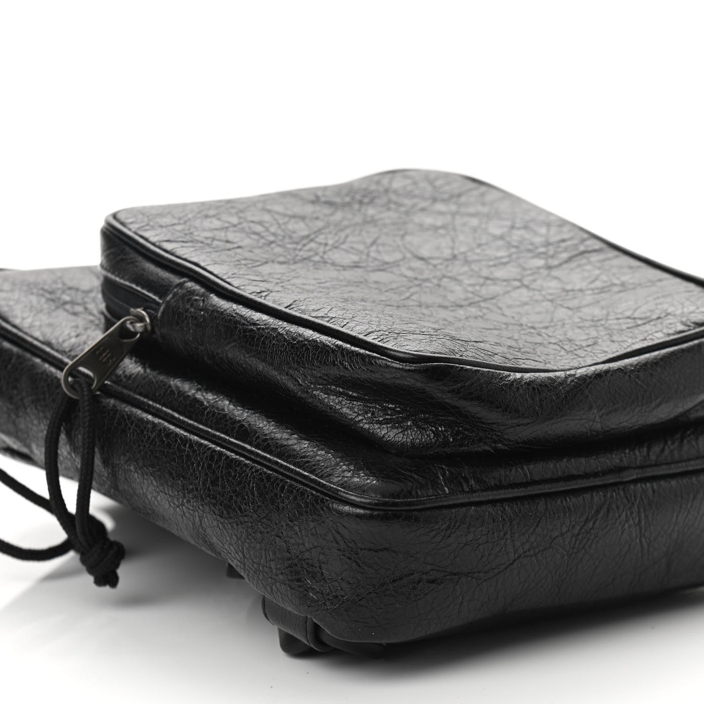 Agneau Logo Explorer Crossbody Messenger Bag Black