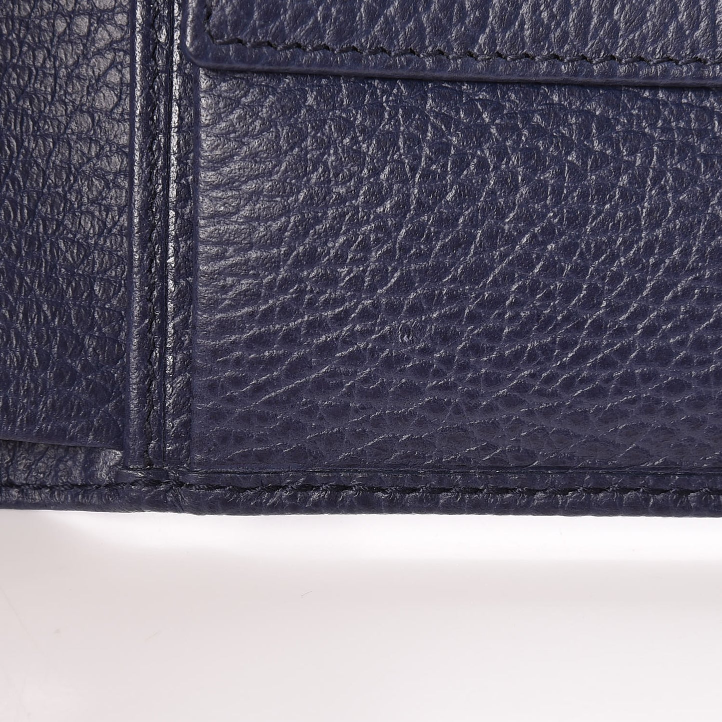 Calfskin Bi-Fold Wallet Navy
