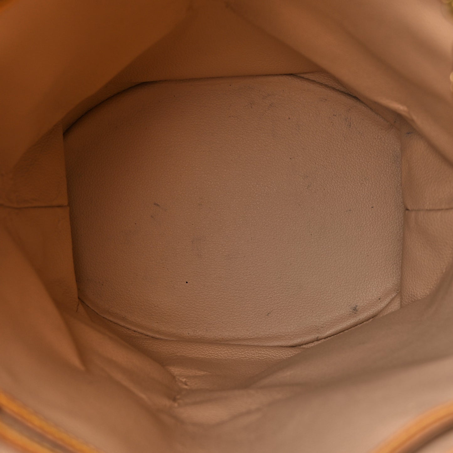 Monogram Bucket 27