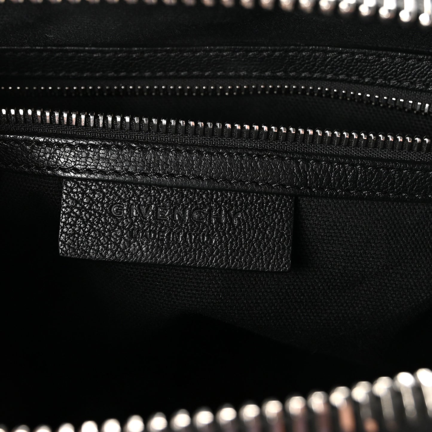 Sugar Goatskin Small Antigona Black