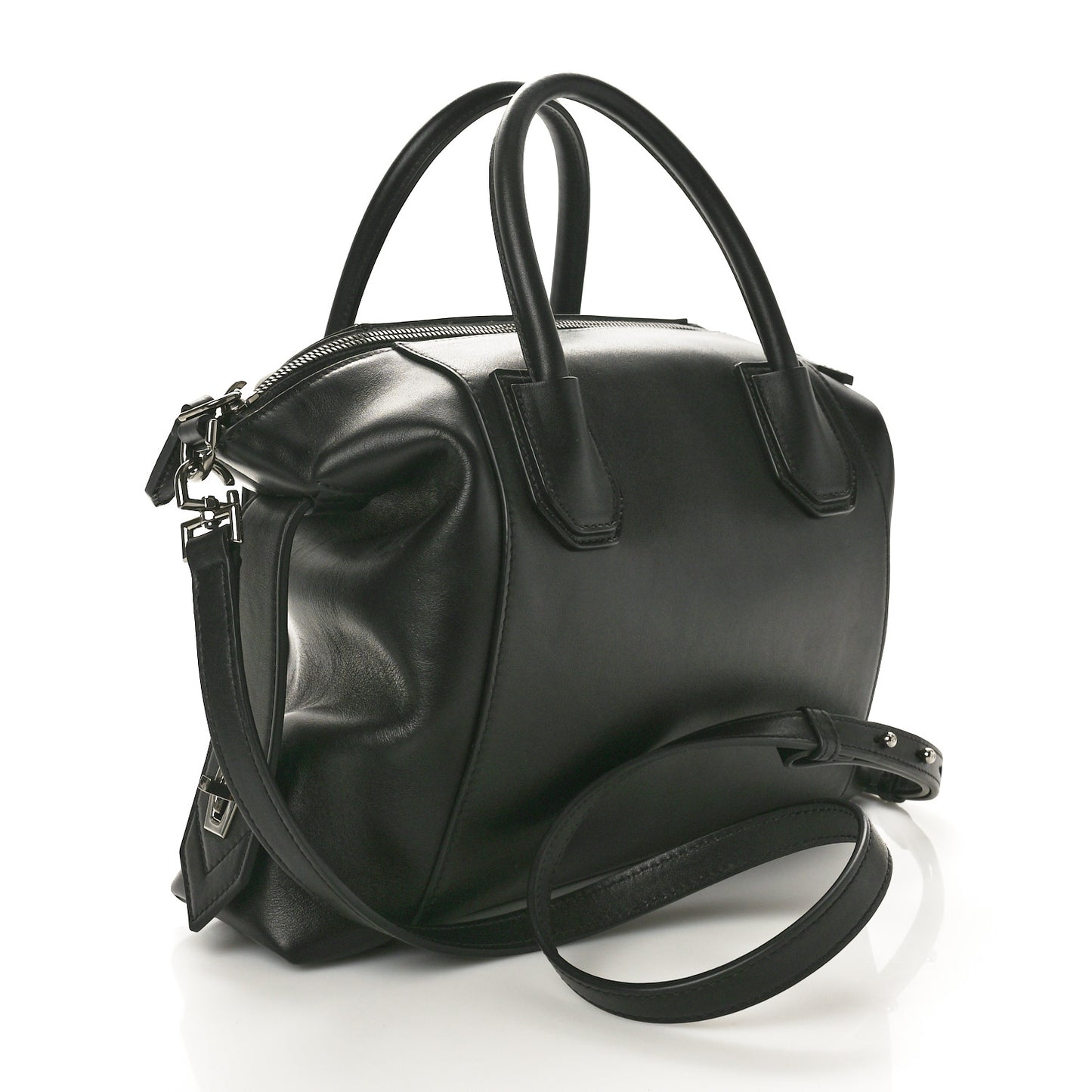 Smooth Calfskin Small Soft Antigona Black
