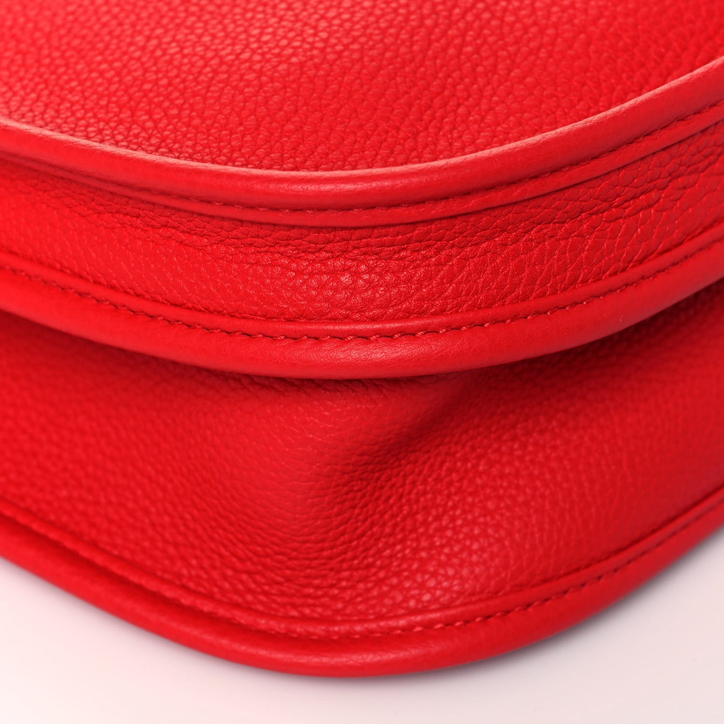 Taurillon Clemence Evelyne III PM Rouge De Coeur