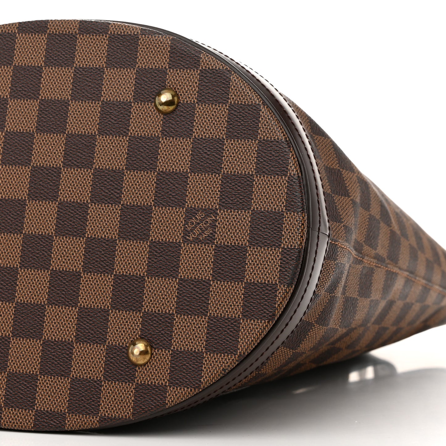 Damier Ebene Marais Bucket 36
