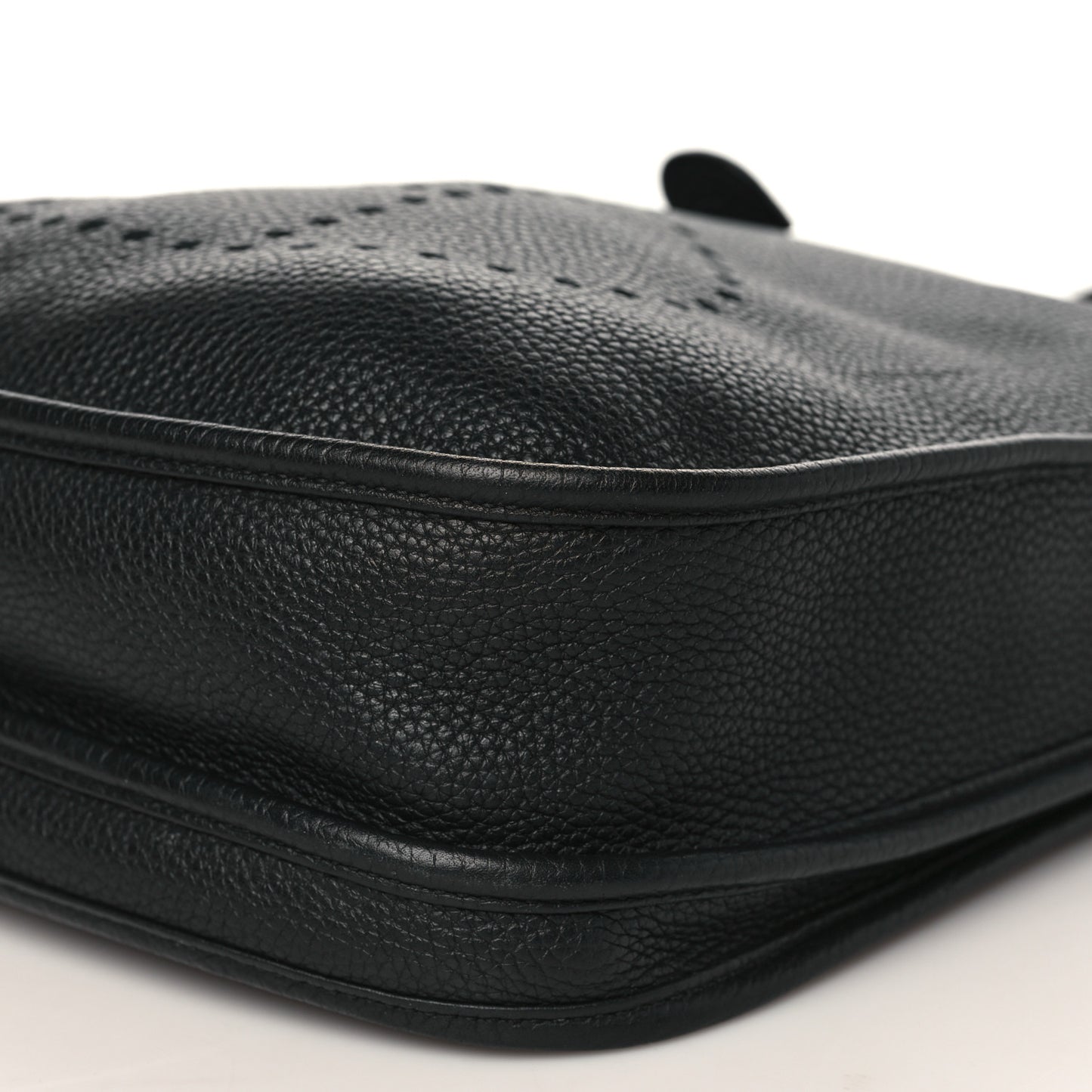Taurillon Clemence Evelyne III PM Black