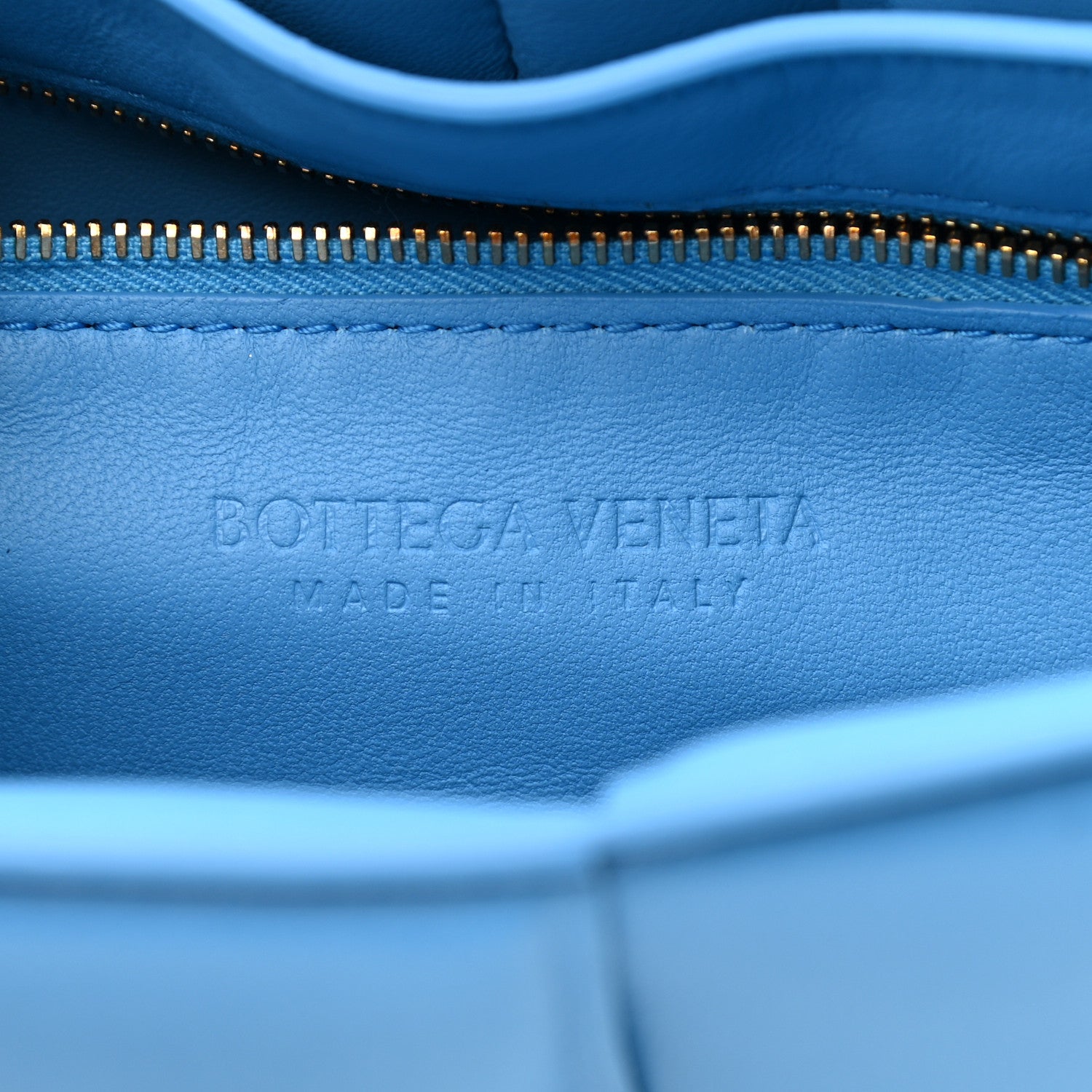 Bottega Veneta Lambskin Maxi Intreccio Padded Chain Cassette Crossbody Bag Swimming Pool 6 of 9