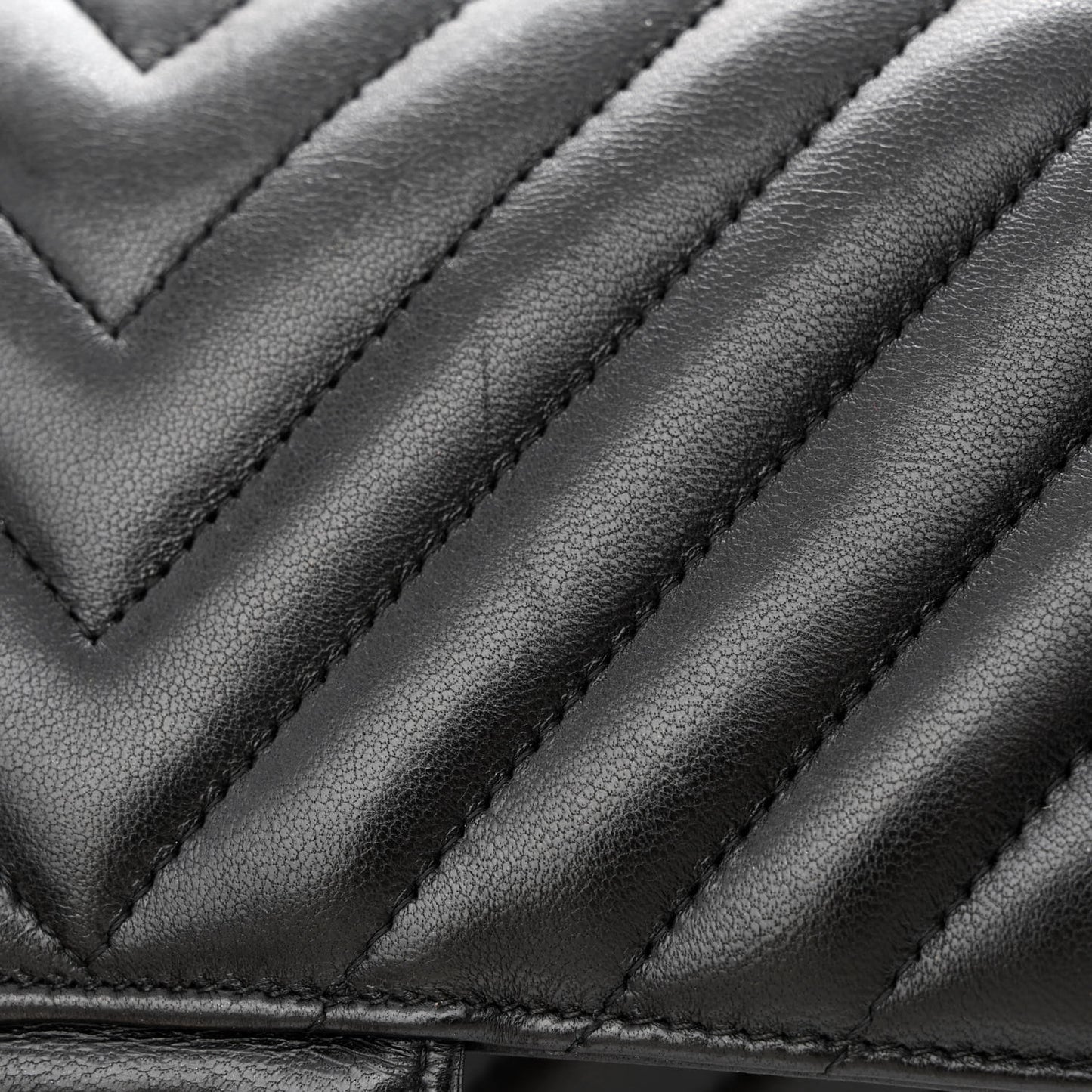 Lambskin Chevron Quilted Medium Double Flap Black
