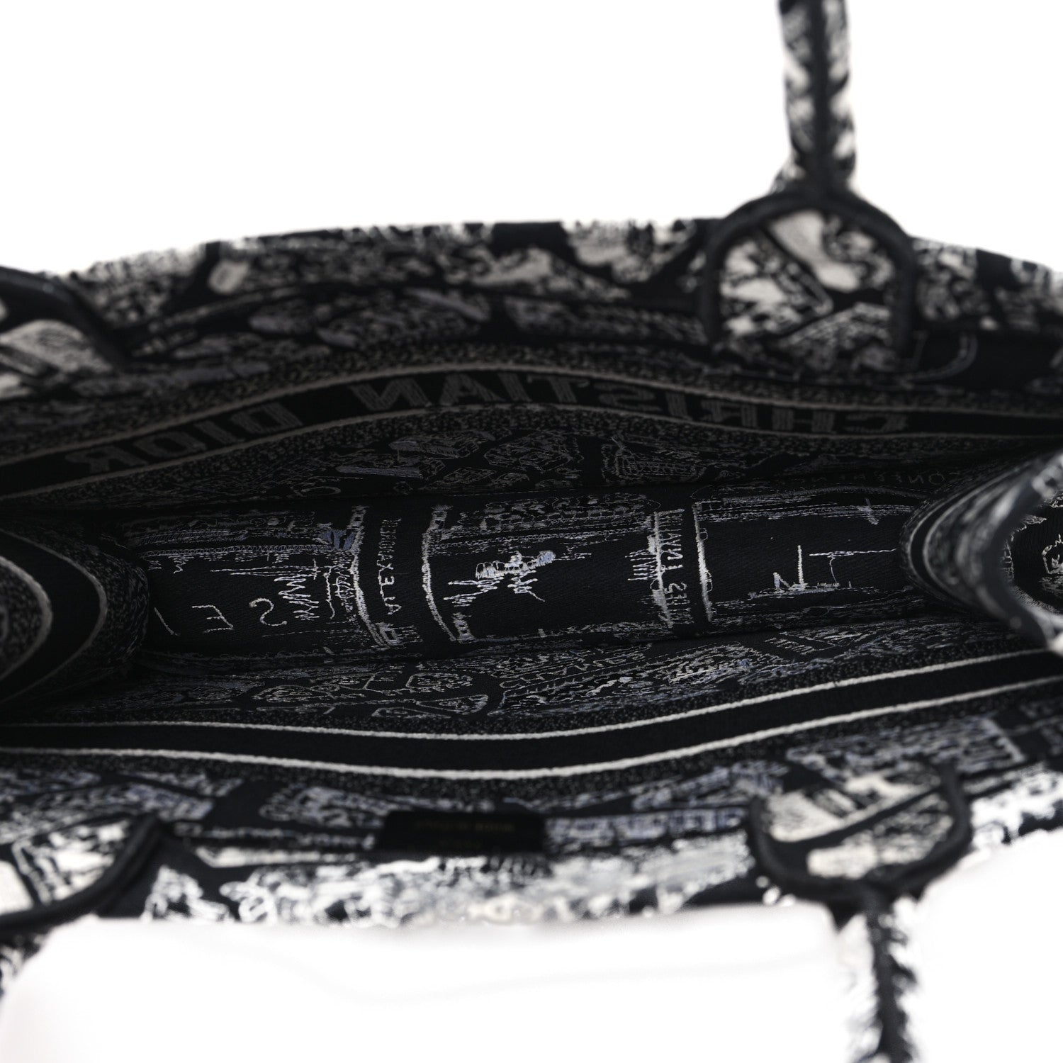 バッグ Christian Dior Book Tote (Plan de Paris) DIOR BOOK TOTE MEDIUM Plan de Paris Embroidery – Perrine Porter