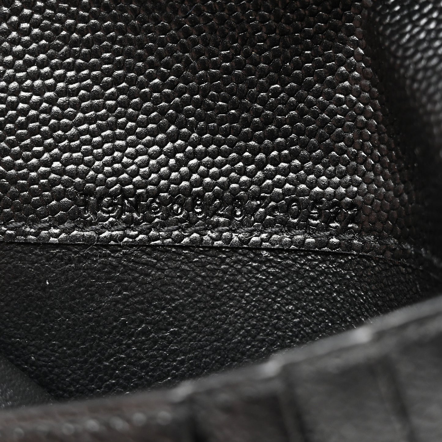 Grain De Poudre Matelasse Chevron Monogram Zipped Two-Part Wallet Black