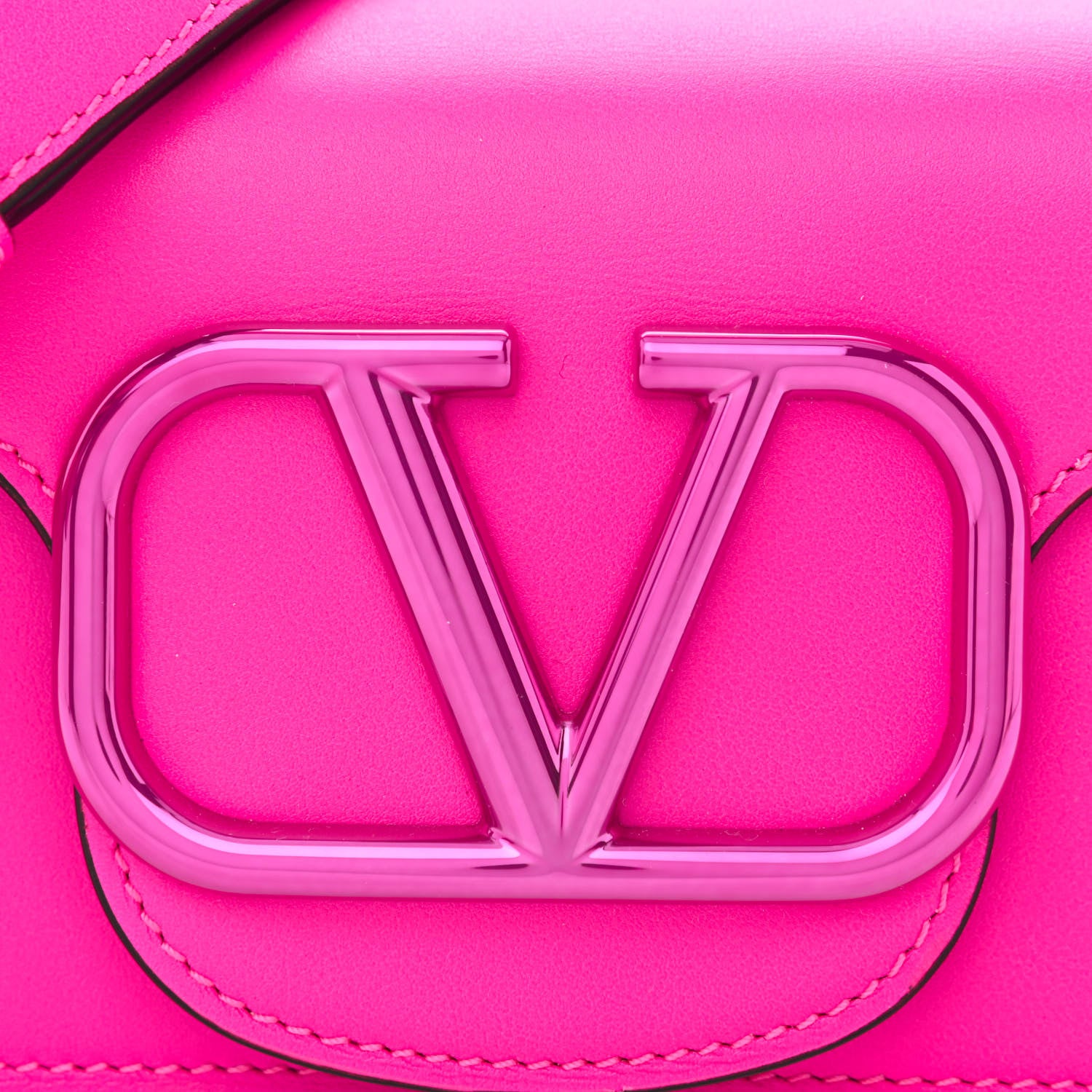 Valentino Garavani Calfskin Lacquer Monochrome Vlogo Mini Loco Crossbody Bag Pink PP 7 of 9