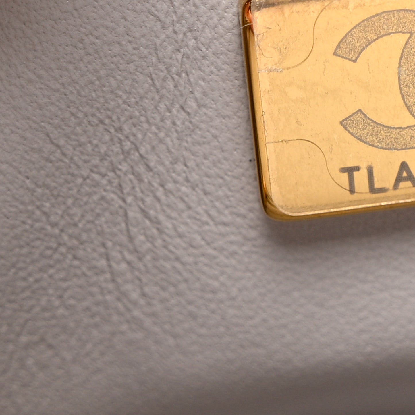 Lambskin Quilted Mini Pearl Crush Flap Light Grey