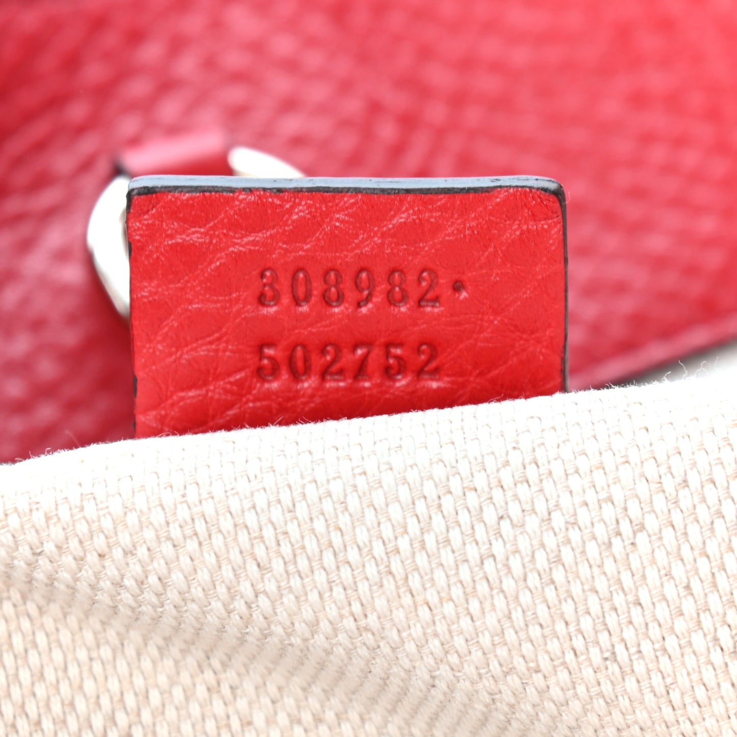 Pebbled Calfskin Medium Soho Chain Shoulder Bag Tabasco Red