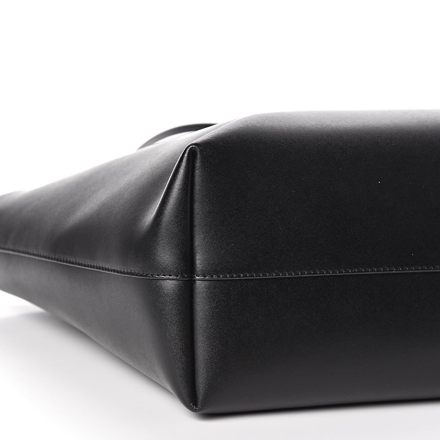 Vitello Liberty Lucido Metal Monster Eyes Medium Roll Tote Black